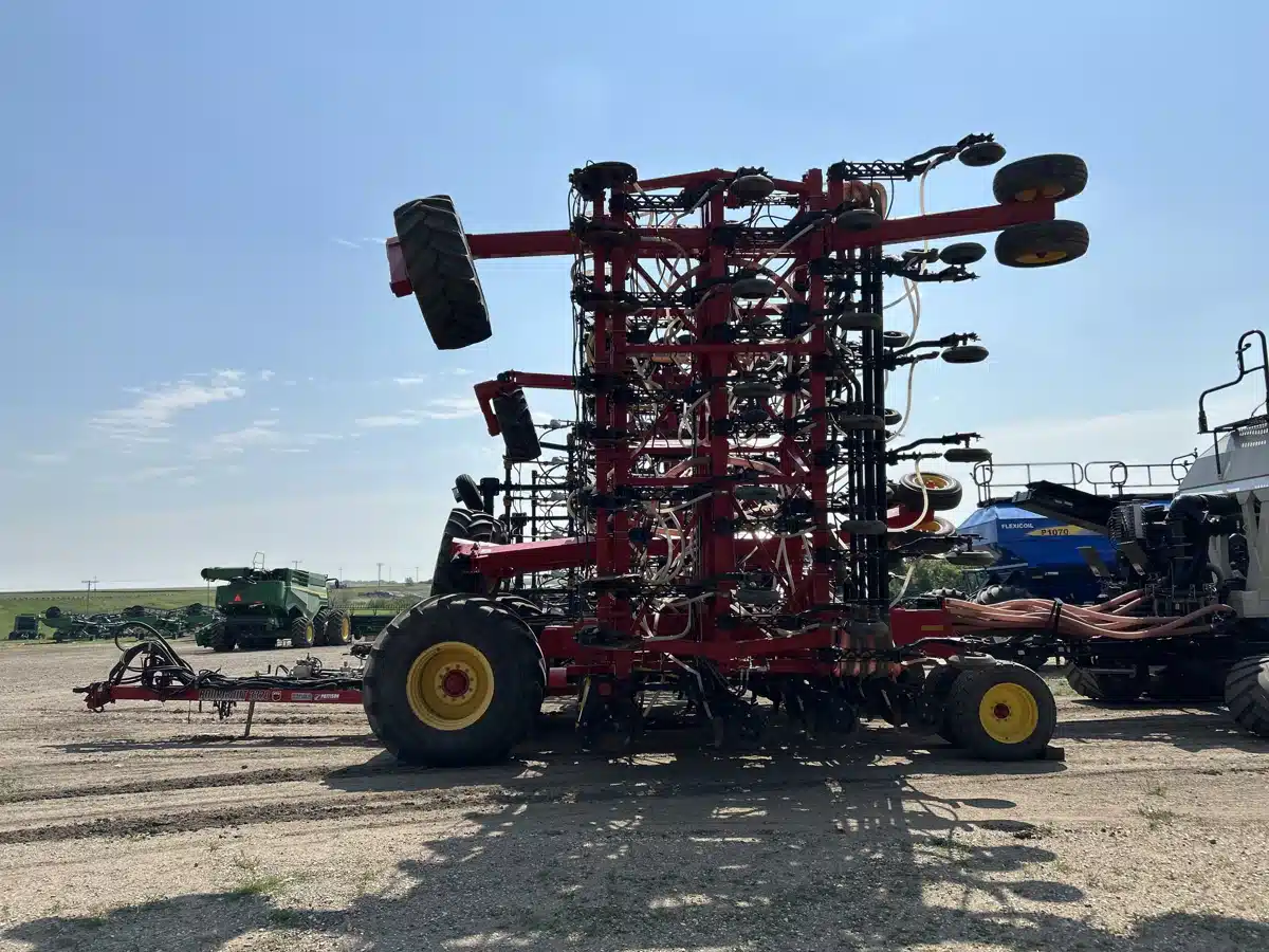 Gallery image 2 for Used 2016 Bourgault 3320-86 Air Drill