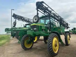 Gallery image 1 for Used 2003 John Deere 4710 Sprayer - Self Propelled