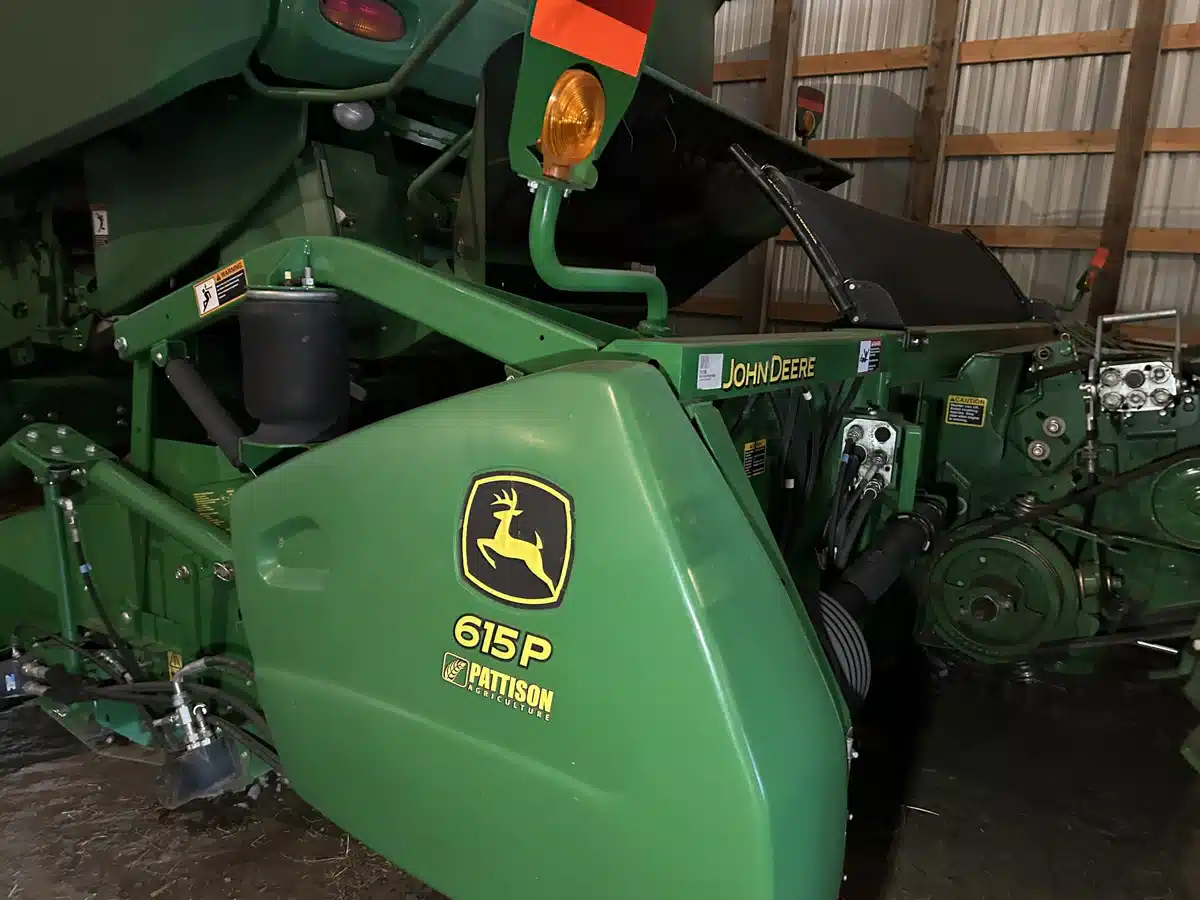 Gallery image 2 for Used 2014 John Deere 615P Header - Pickup