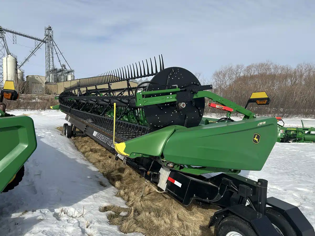 Gallery image 2 for Used 2023 John Deere HD50R Header Combine