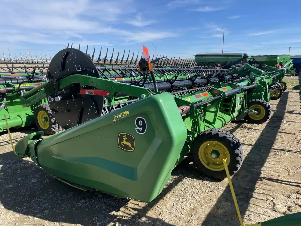 Gallery image 2 for Used 2023 John Deere HD50F Header Combine