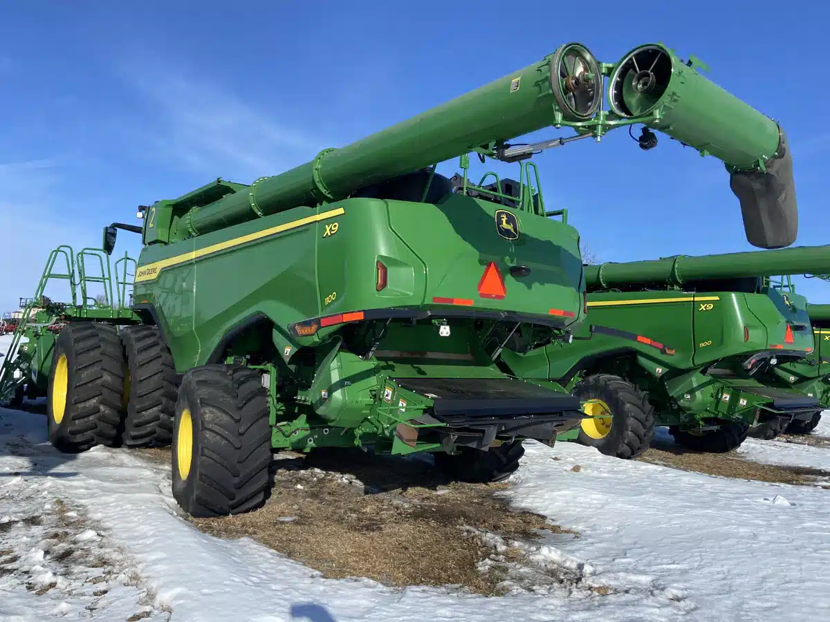 Gallery image 2 for Used 2023 John Deere X9 1100 Combine