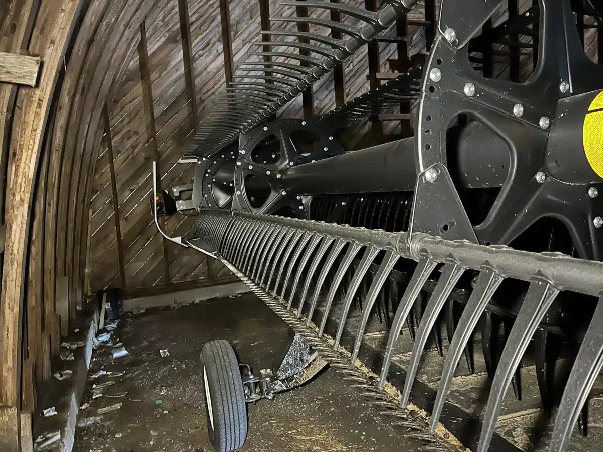 Gallery image 2 for Used 2020 MacDon FD75 Header - Flex Draper