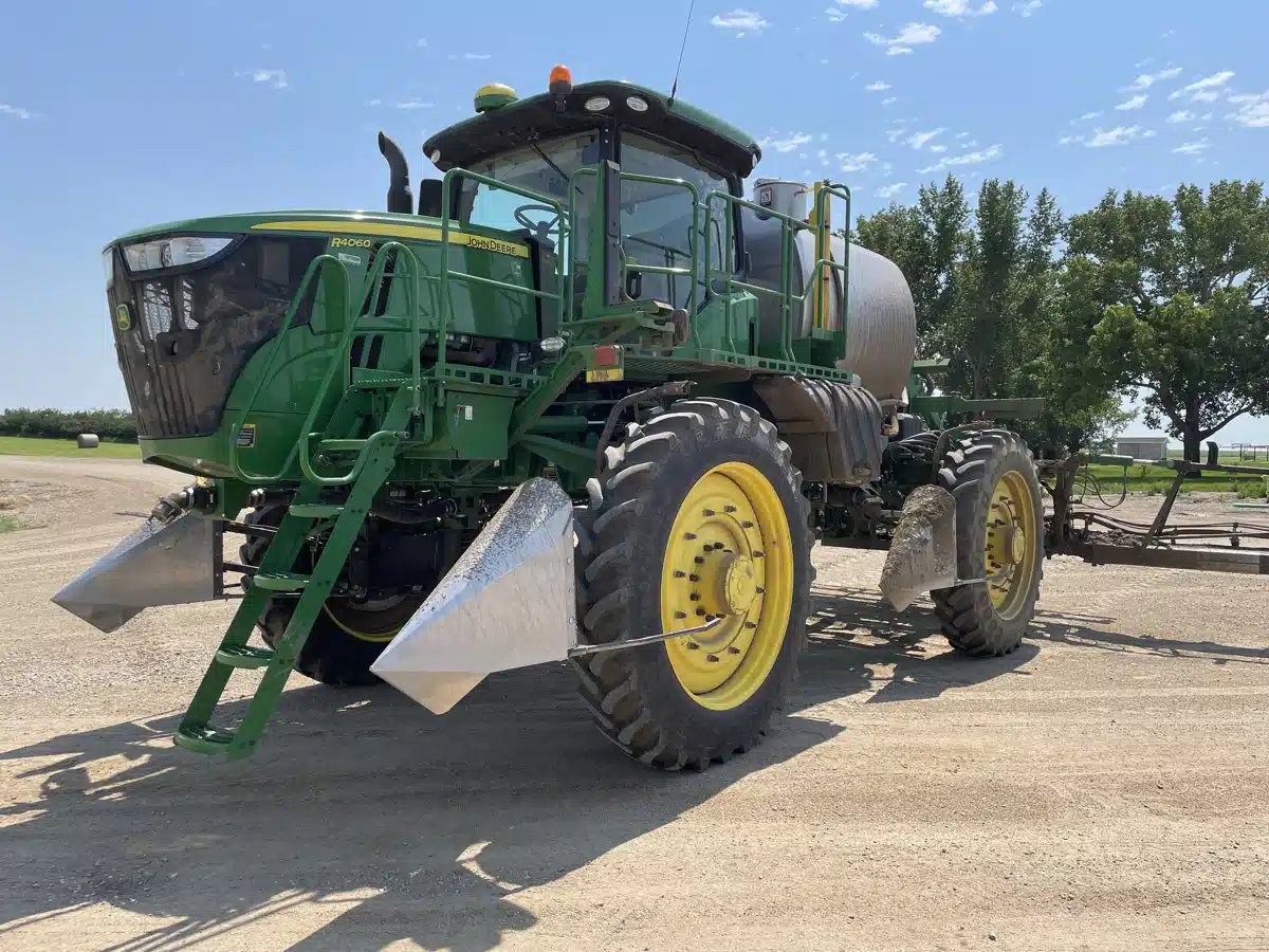 Gallery image 1 for Used 2021 John Deere 4060 Sprayer - Self Propelled