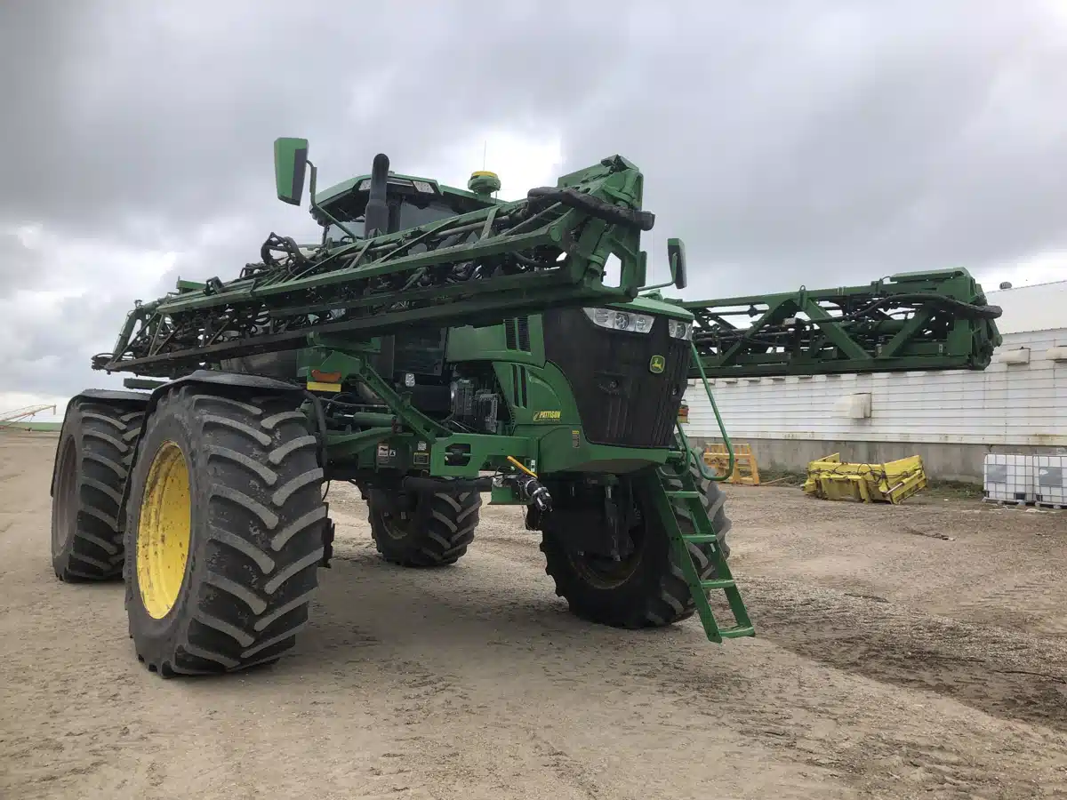 Gallery image 1 for Used 2022 John Deere 616R Sprayer - Self Propelled