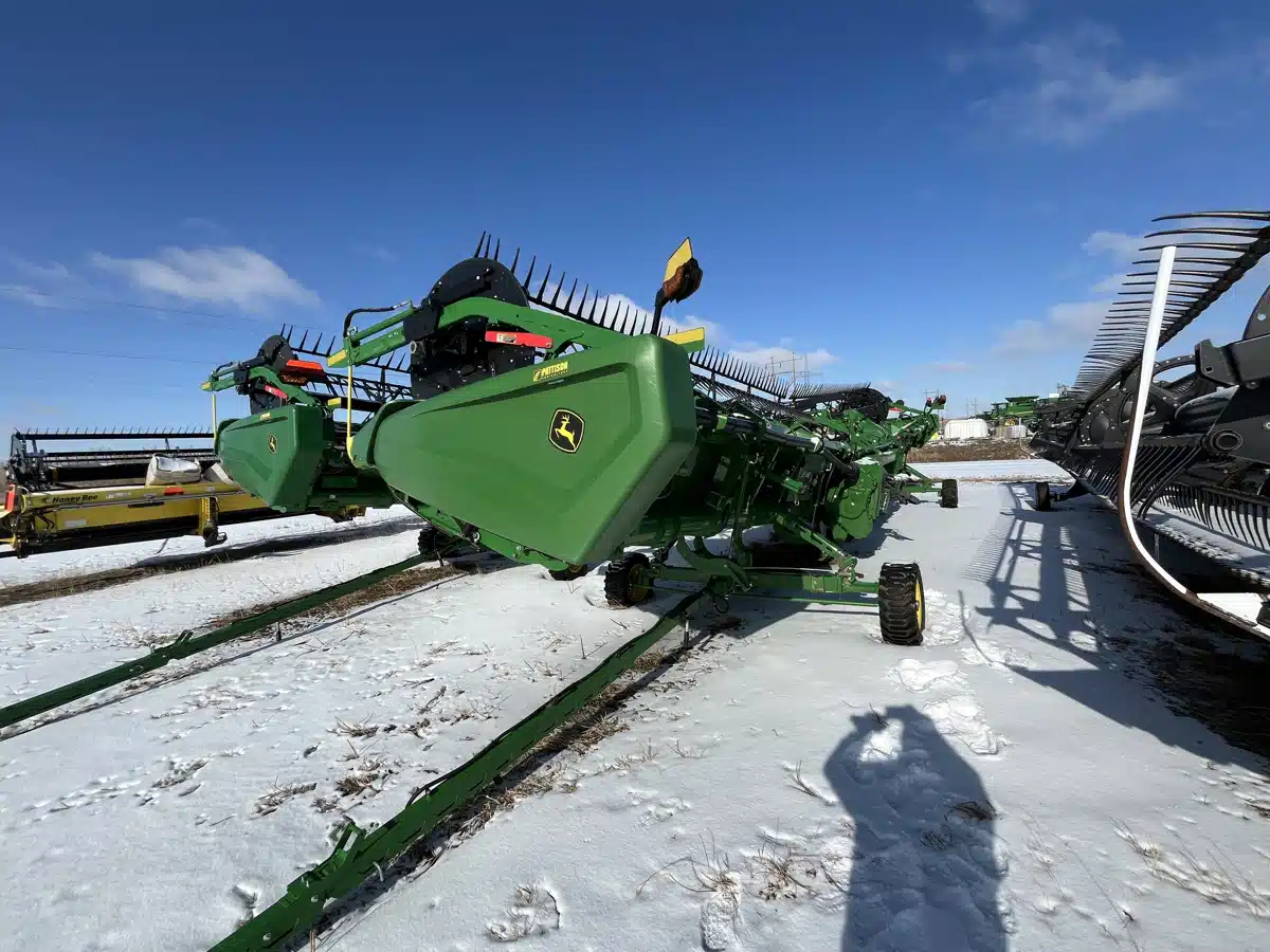 Gallery image 2 for Used 2023 John Deere HD45F Header Combine