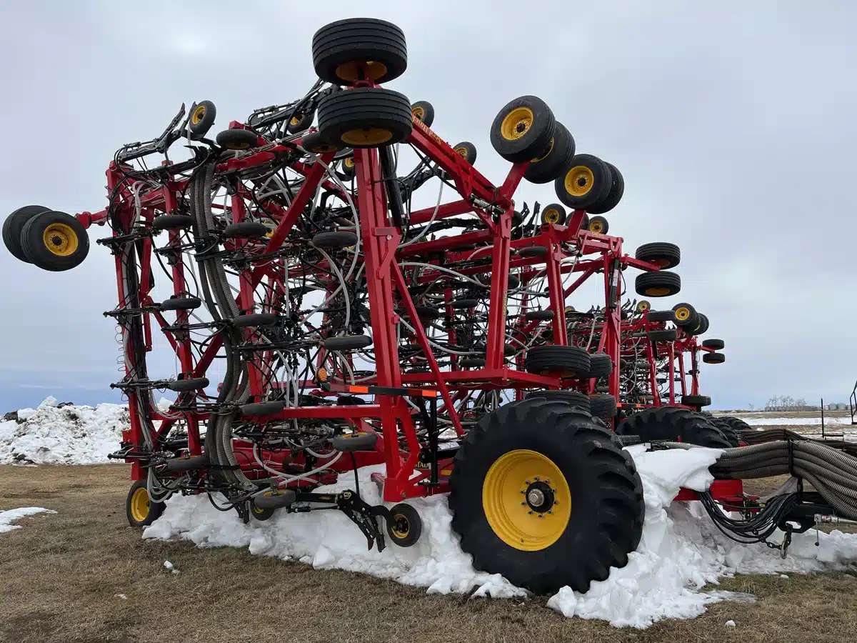 Gallery image 2 for Used 2022 Väderstad 8412 Air Drill