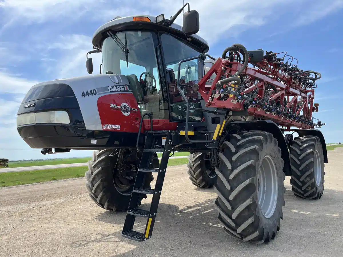 Gallery image 1 for Used 2017 Case IH PATRIOT 4440 Sprayer - Self Propelled