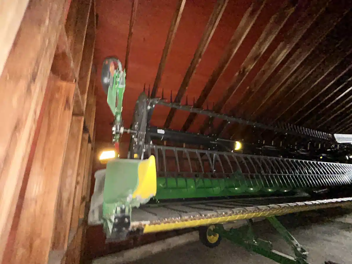Gallery image 2 for Used 2022 John Deere HD45R Header Combine