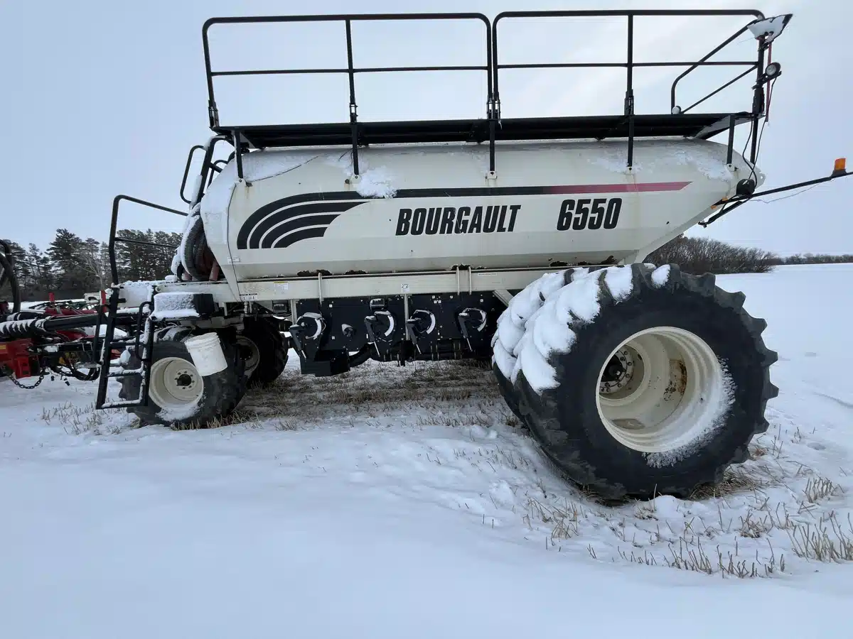 Gallery image 2 for Used 2005 Bourgault 6550 Air Seeder