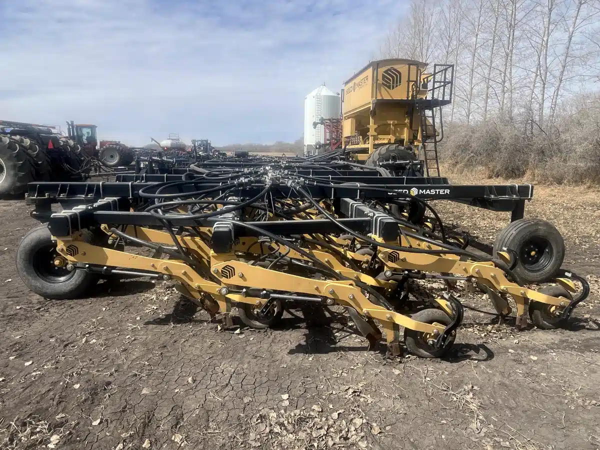 Gallery image 2 for Used 2019 SeedMaster 80-12 Ultra Pro II 360 Air Drill