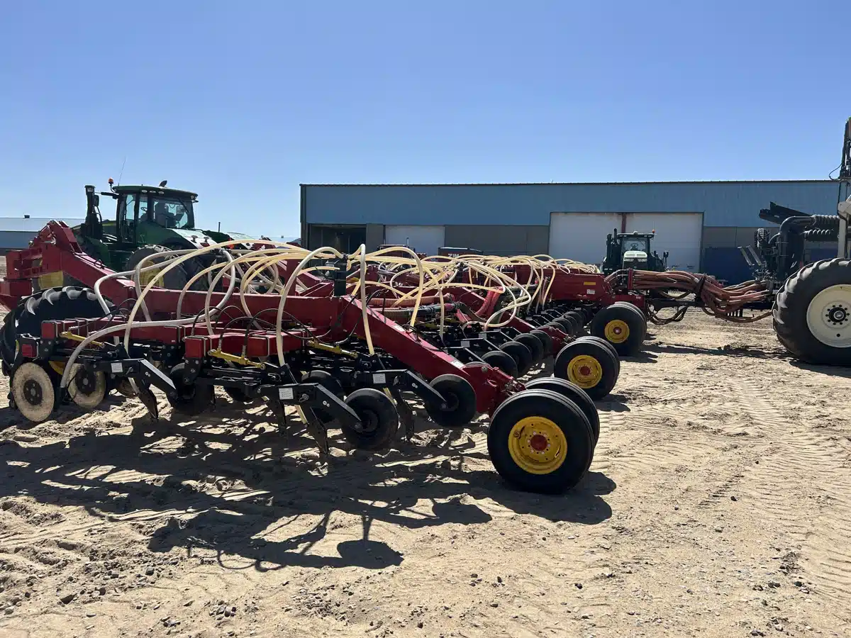Gallery image 2 for Used 2017 Bourgault 3320-76 Air Drill