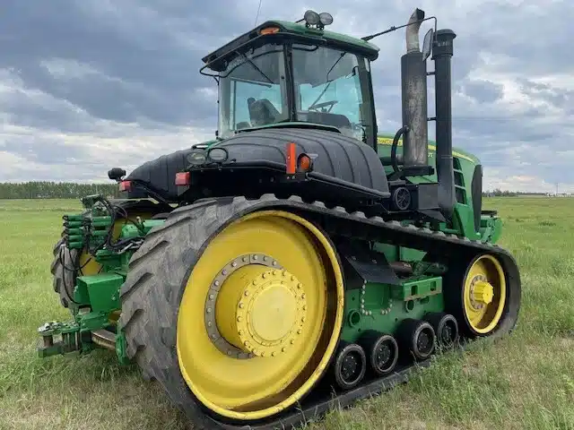 Gallery image 2 for Used 2011 John Deere 9630T Tractor