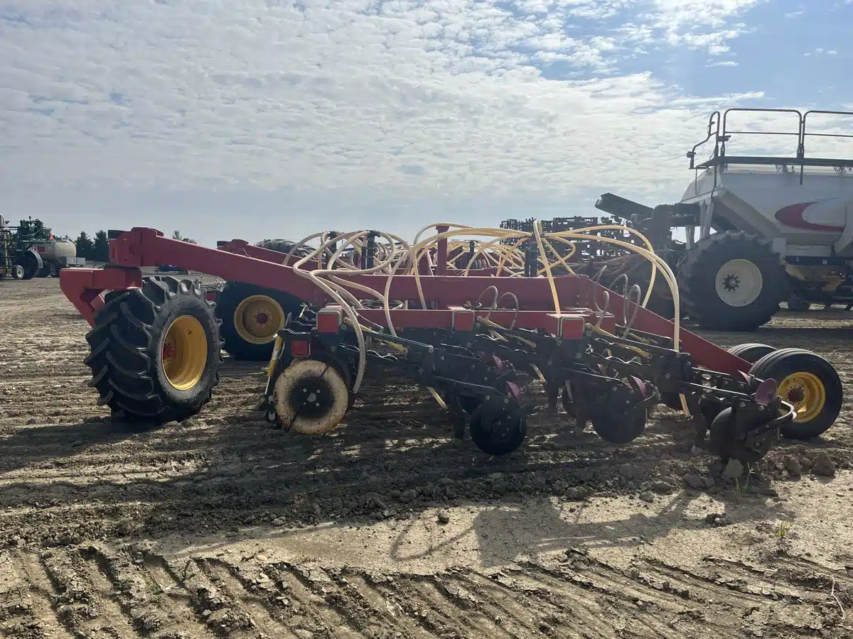 Gallery image 2 for Used 2017 Bourgault 3320-76 Air Drill