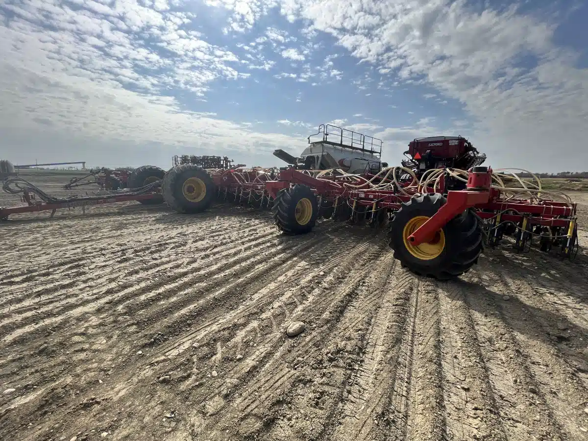 Gallery image 1 for Used 2017 Bourgault 3320-76 Air Drill