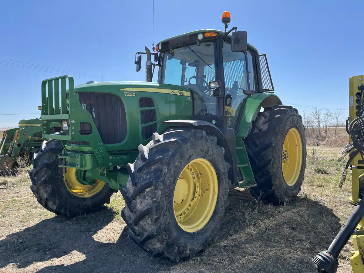 Gallery image 1 for Used 2012 John Deere 7330 Tractor