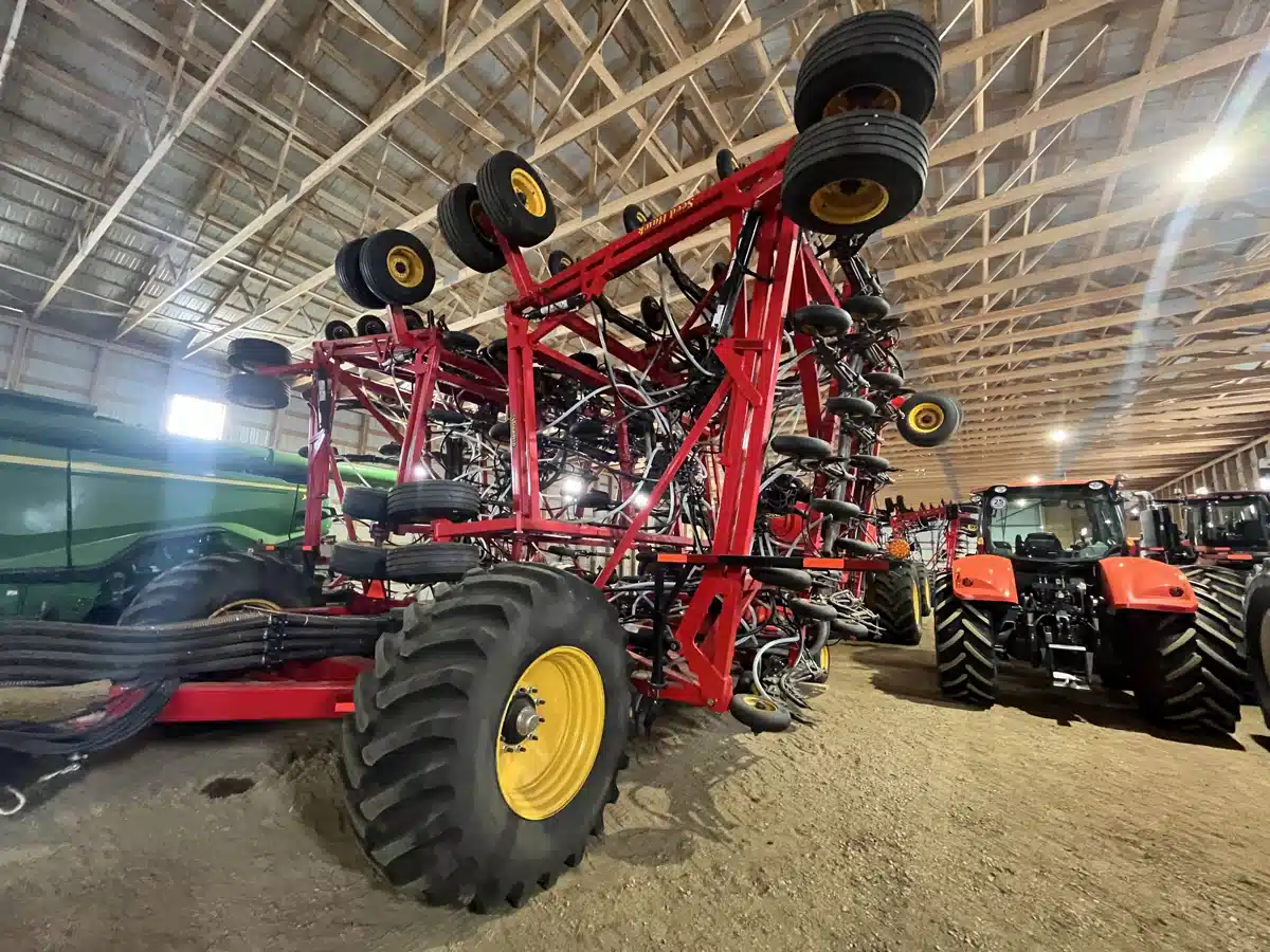 Gallery image 1 for Used 2022 Väderstad 8412 Air Drill