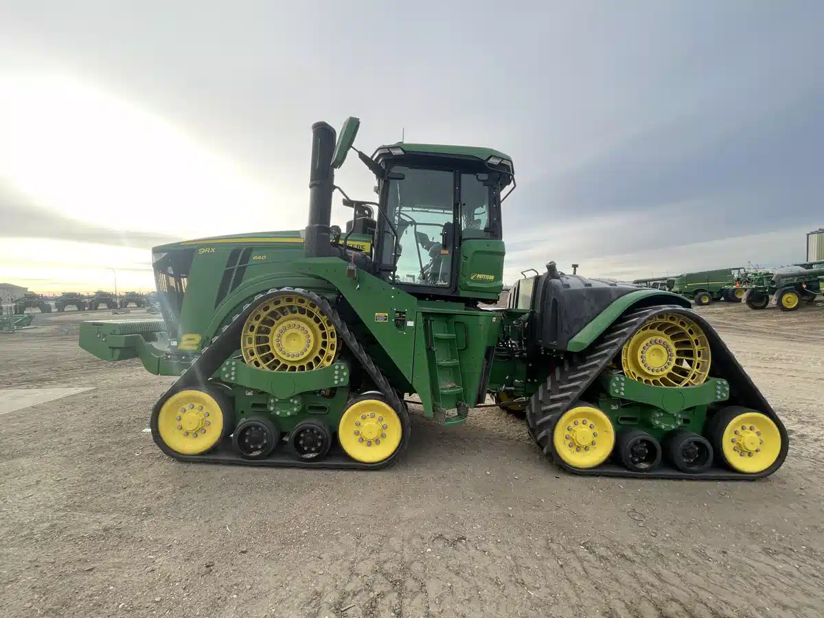 Gallery image 2 for 2023 John Deere 9RX 640 Tractor