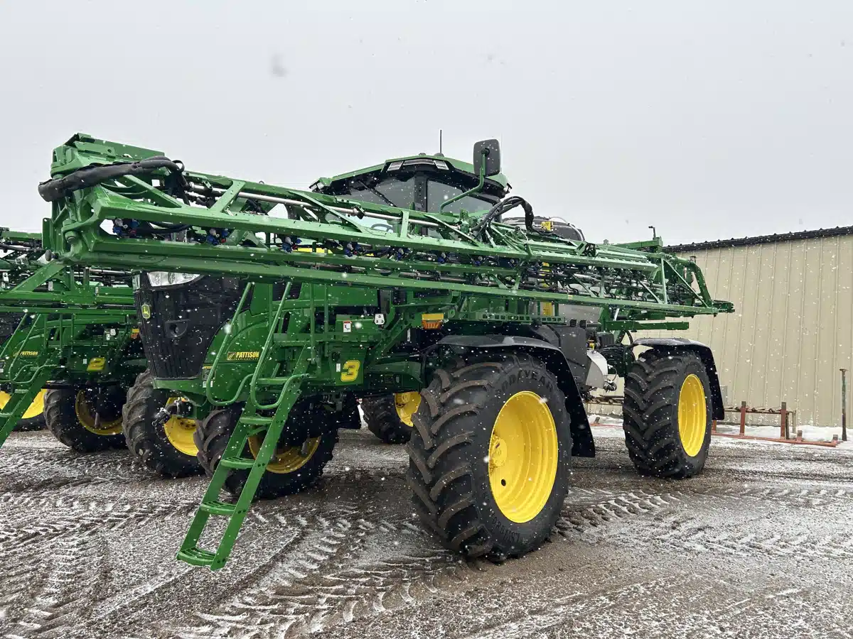 Gallery image 1 for 2025 John Deere 412R Sprayer - Self Propelled