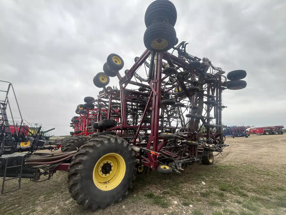 Gallery image 2 for Used 2014 Seed Hawk 84-12 Air Drill