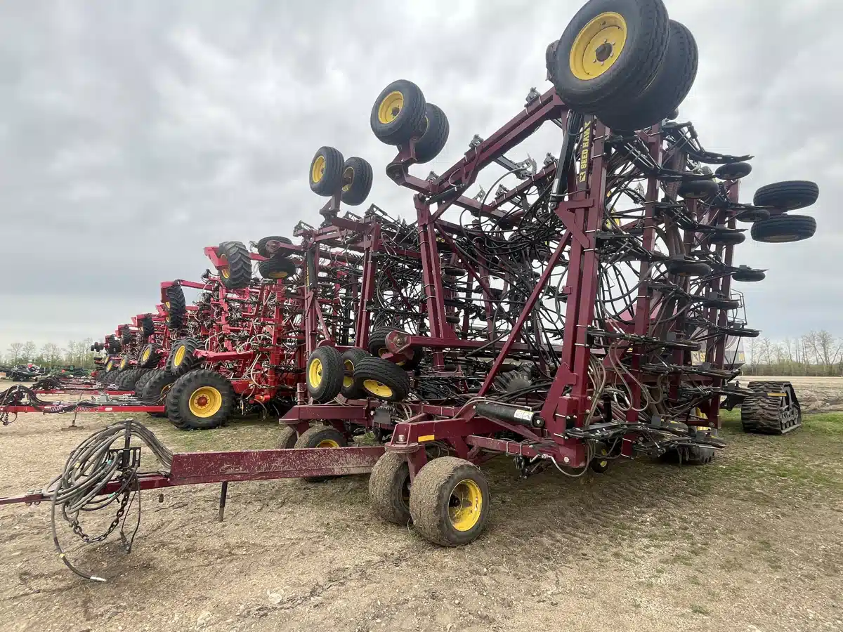 Gallery image 1 for Used 2014 Seed Hawk 84-12 Air Drill