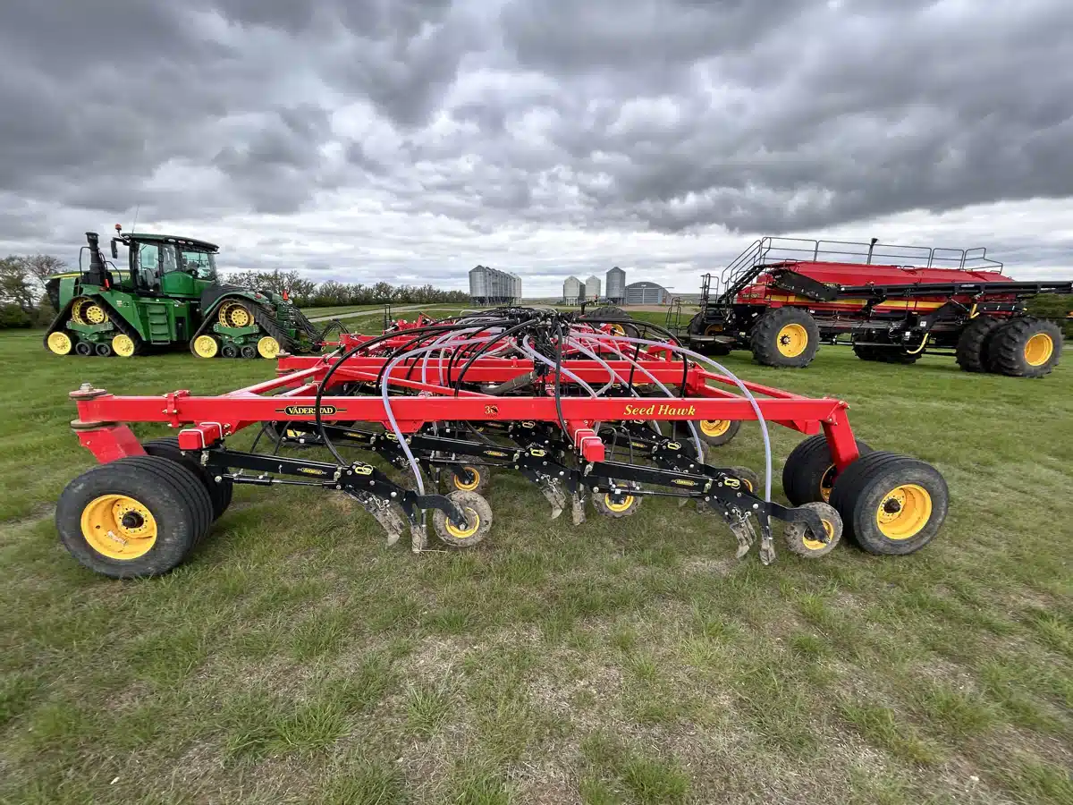 Gallery image 2 for Used 2022 Väderstad 8412 Air Drill