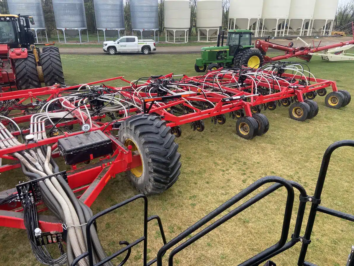 Gallery image 2 for Used 2024 Väderstad 8412 Air Drill