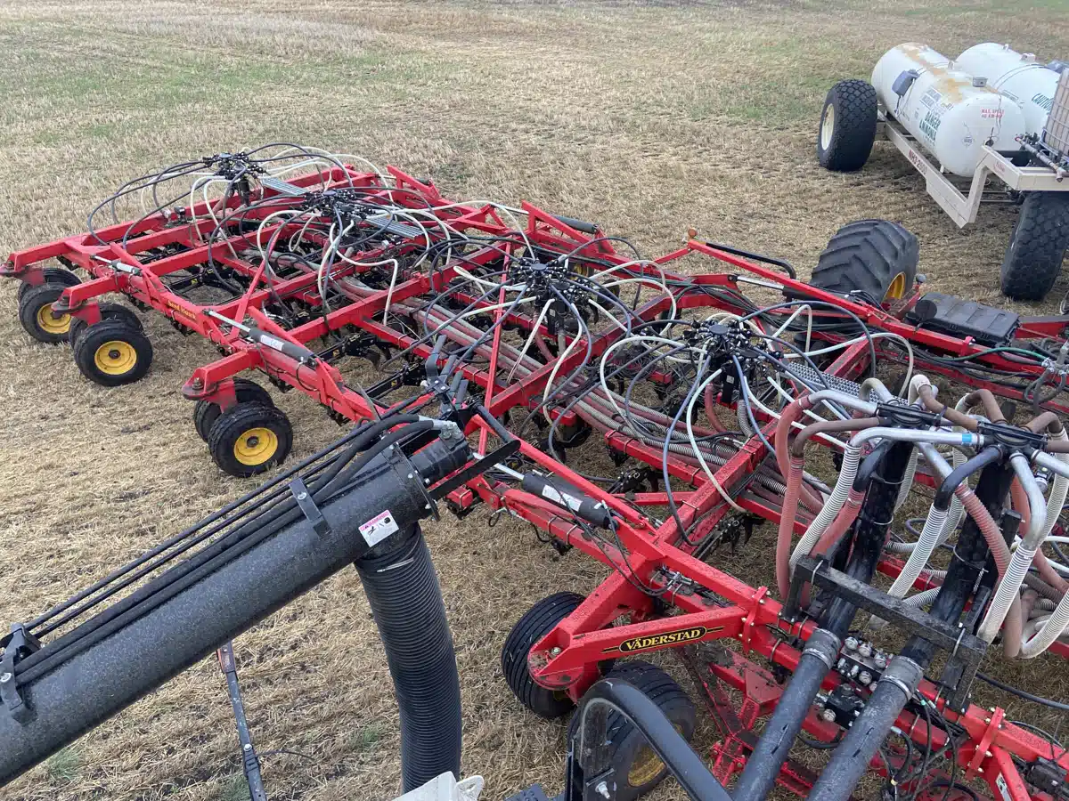 Gallery image 2 for Used 2018 Seed Hawk 70-12 Air Drill