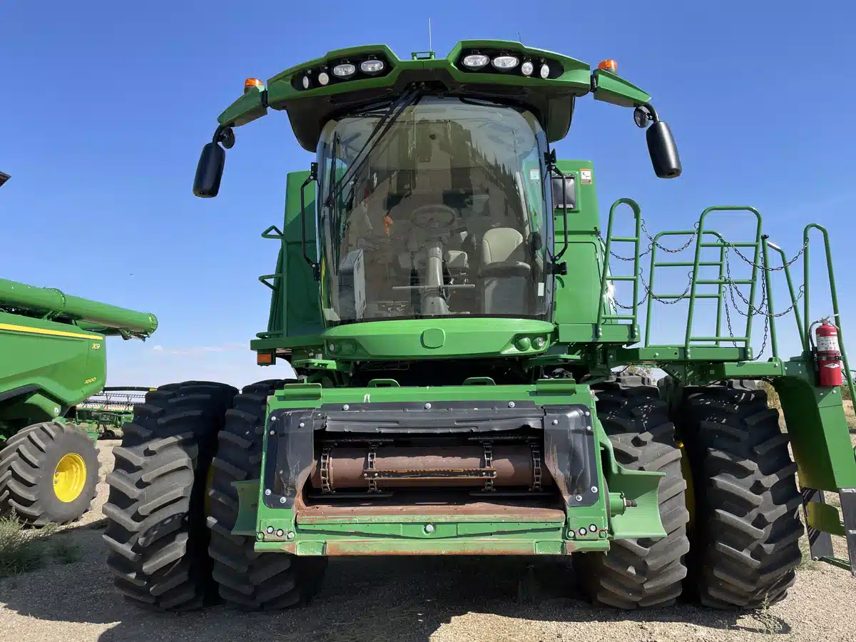 Gallery image 2 for Used 2020 John Deere S780 Combine