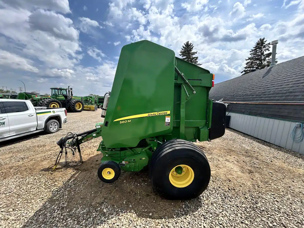 Gallery image 2 for Used 2018 John Deere 560M Round Baler