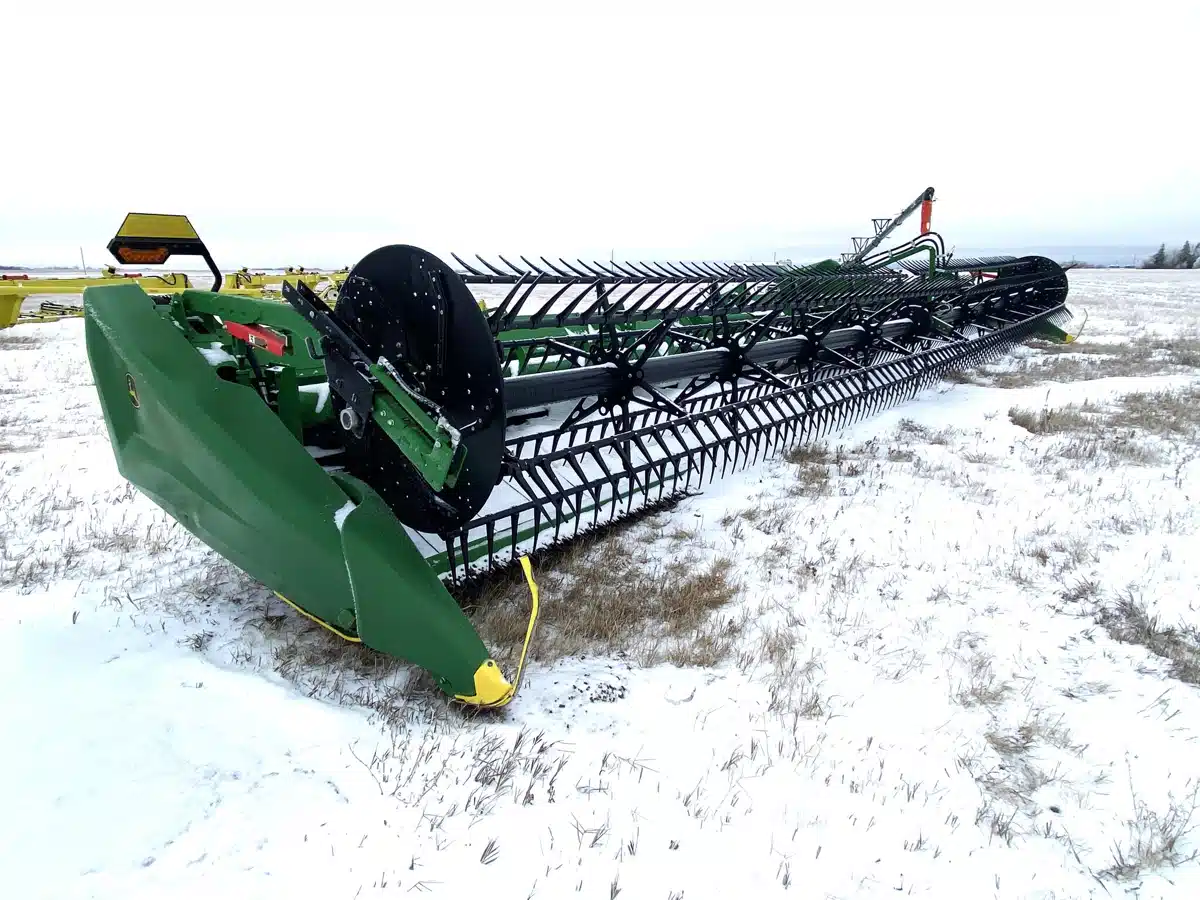 Gallery image 2 for Used 2021 John Deere HD45R Header Combine