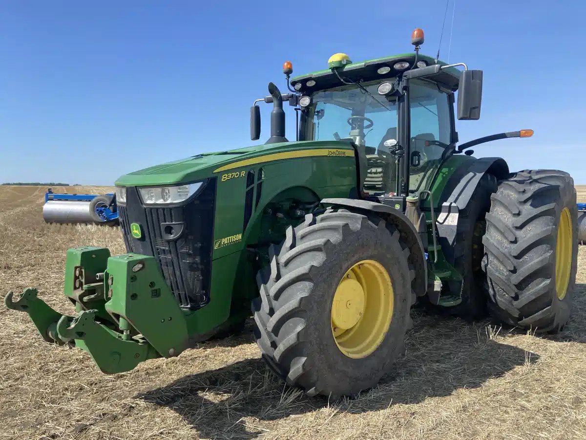 Gallery image 1 for Used 2019 John Deere 8370R Tractor