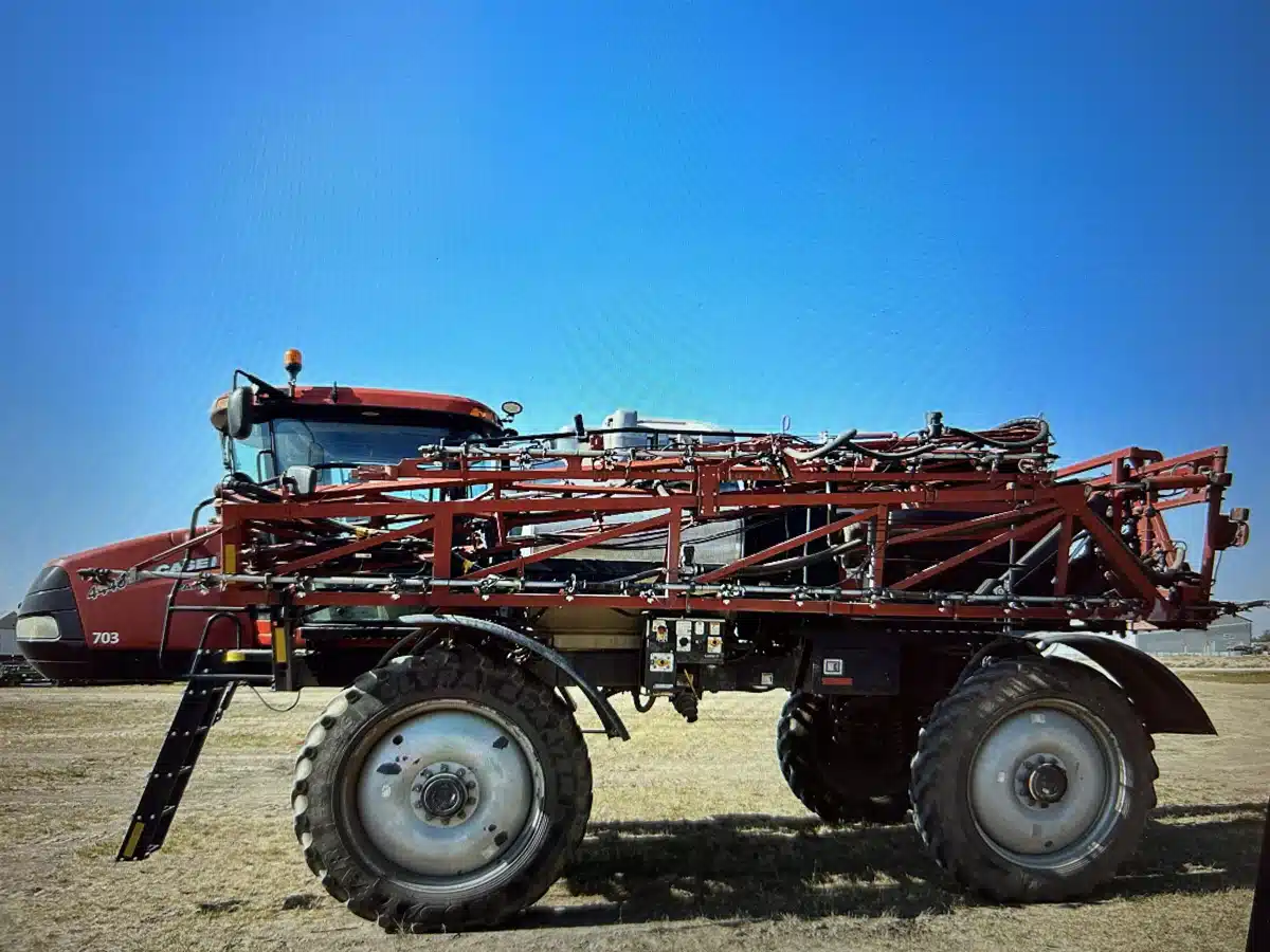Gallery image 2 for Used 2016 Case IH PATRIOT 4440 Sprayer - Self Propelled