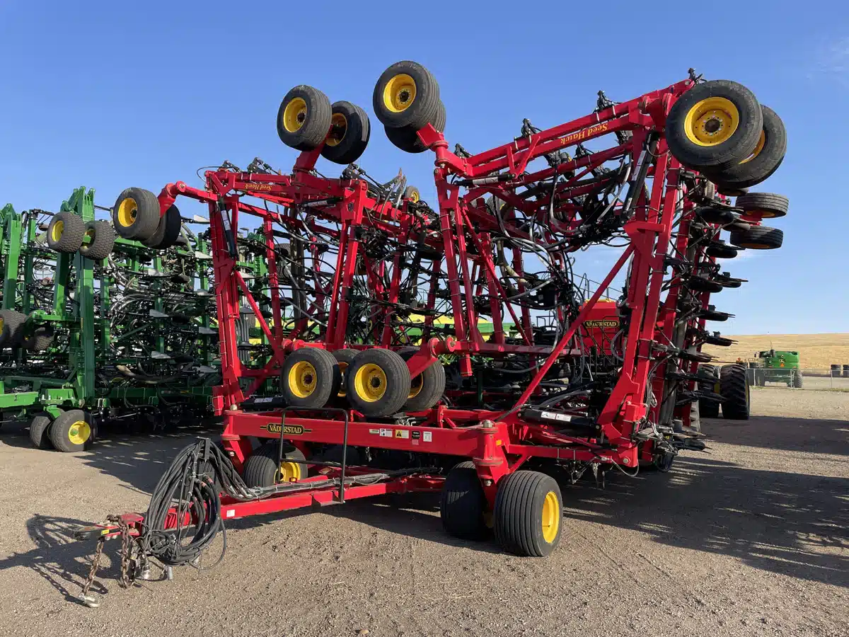 Gallery image 1 for Used 2020 Väderstad 8412 Air Drill