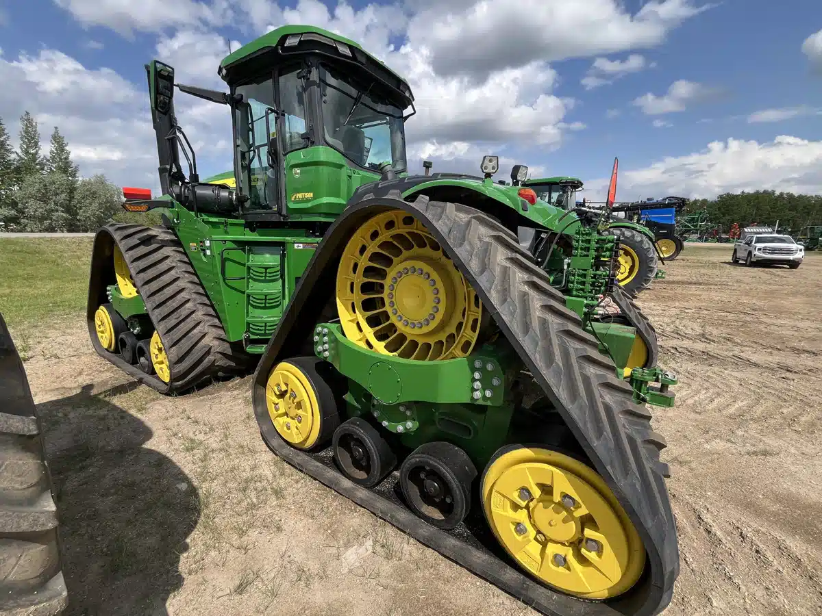 Gallery image 2 for Used 2024 John Deere 9RX 590 Tractor
