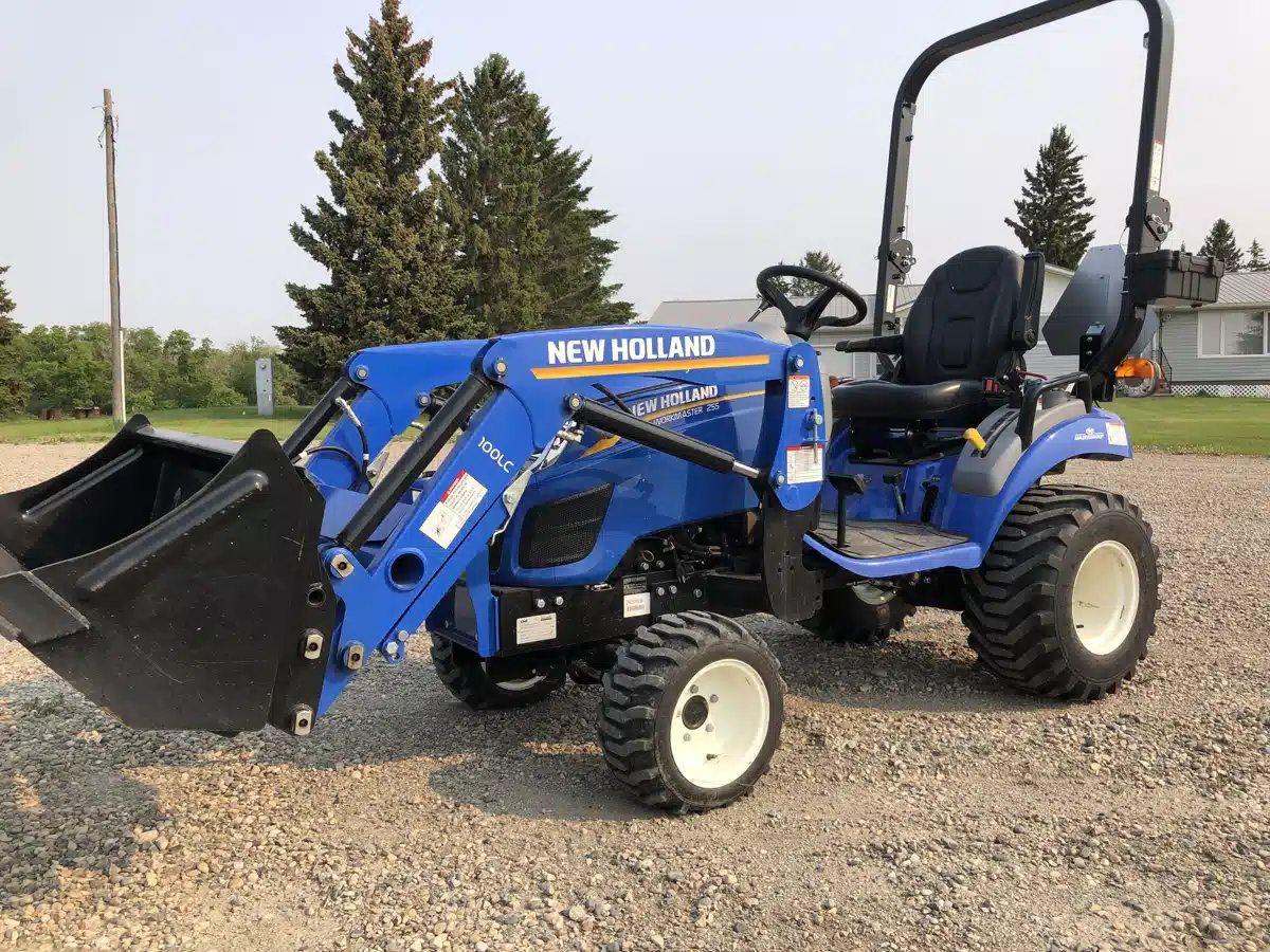 Gallery image 1 for Used 2024 New Holland WORKMASTER 25S Tractor