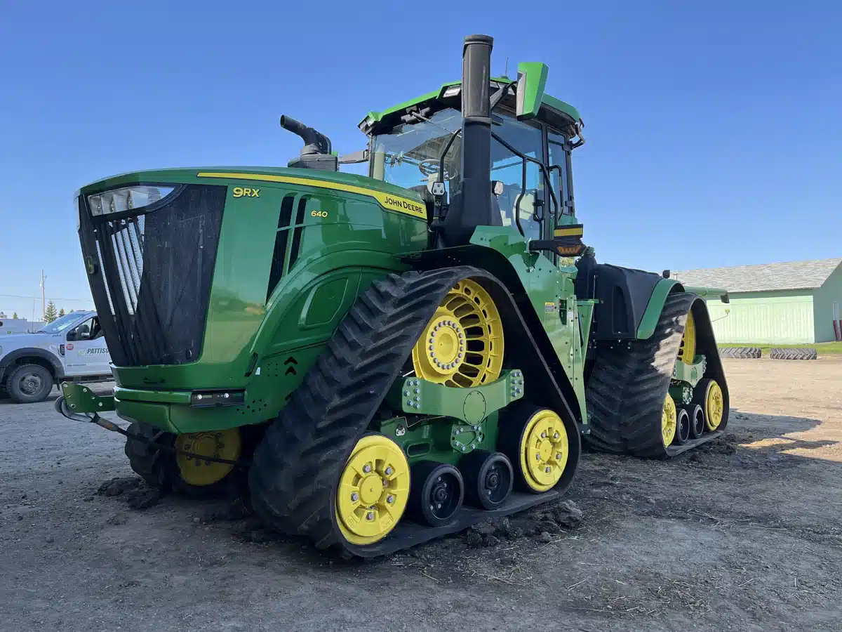Gallery image 1 for Used 2024 John Deere 9RX 640 Tractor
