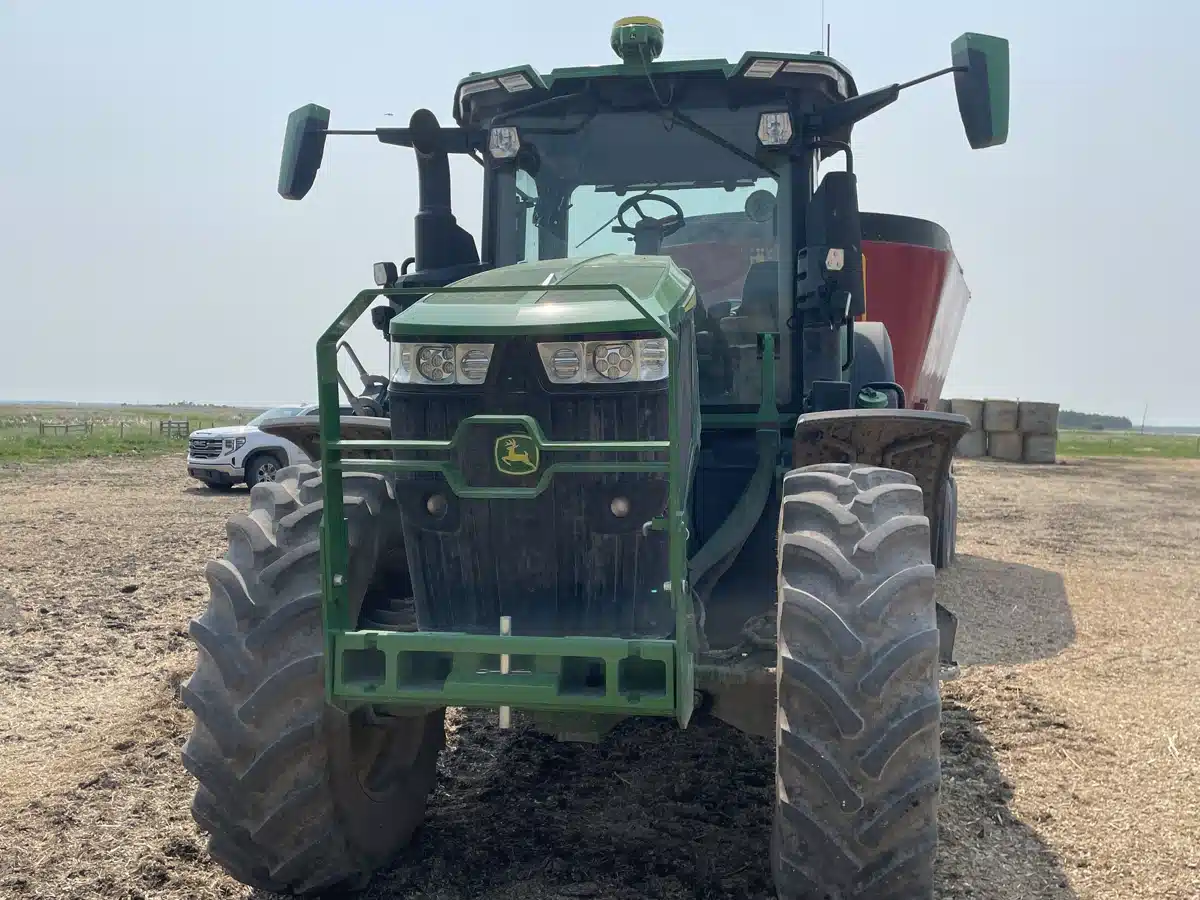 Gallery image 2 for Used 2023 John Deere 7R 290 Tractor