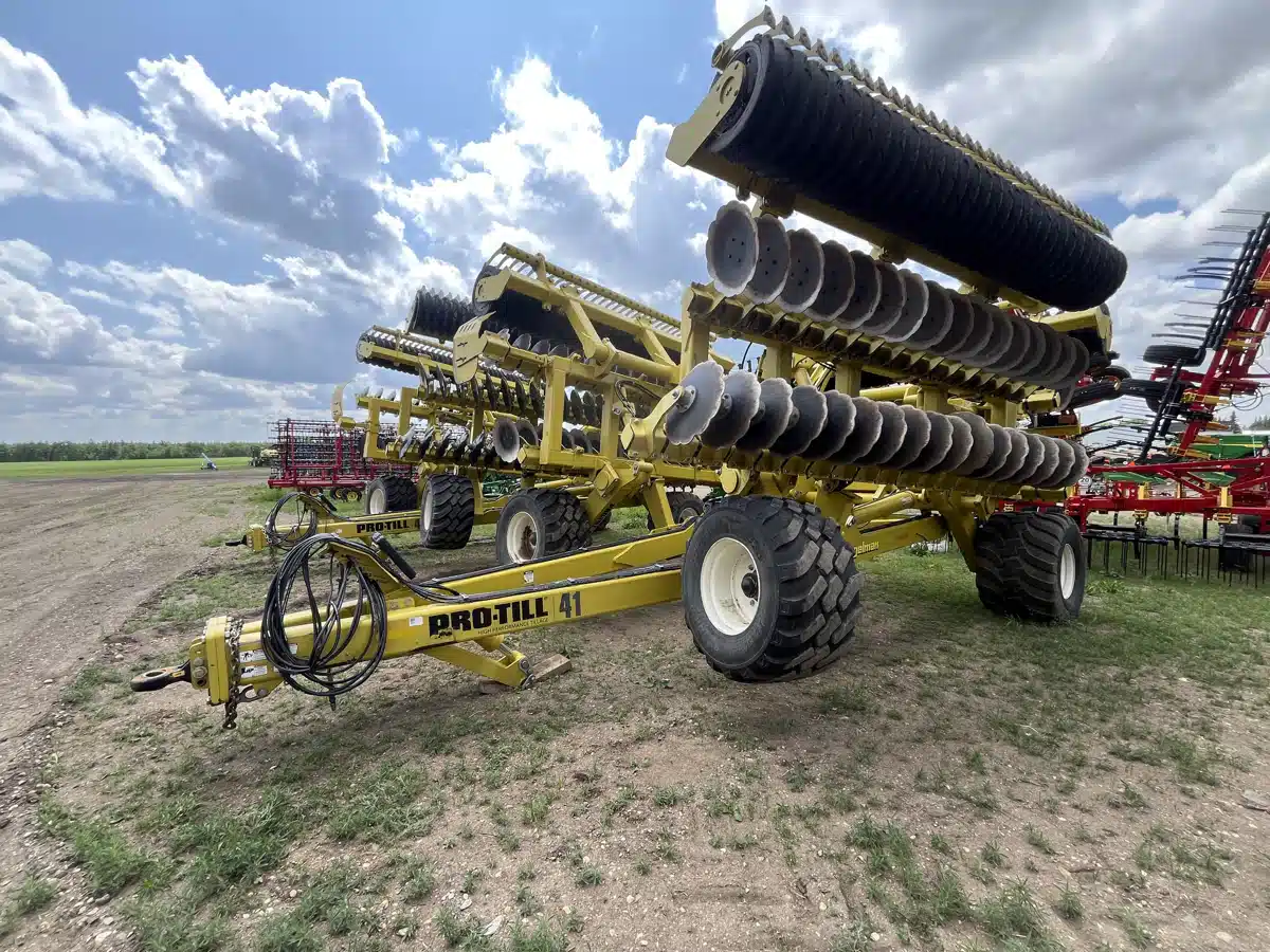 Gallery image 1 for Used 2021 Degelman PROTILL 41' Vertical Tillage