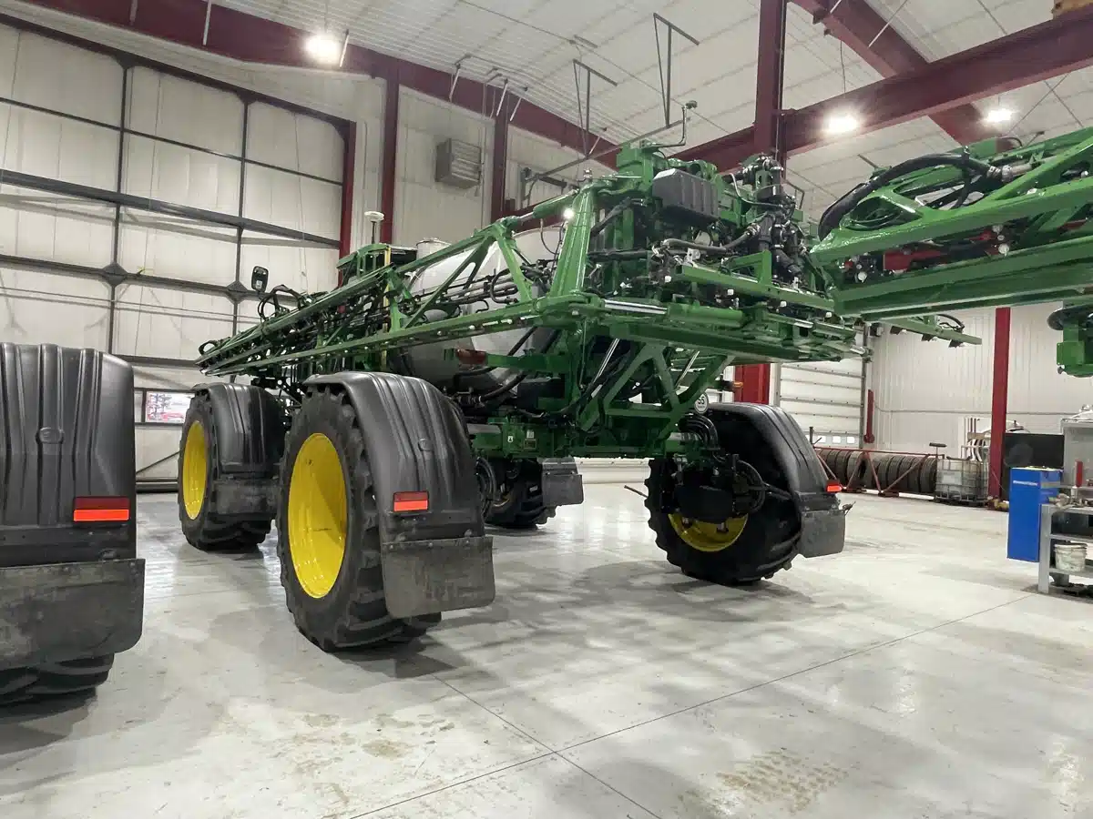 Gallery image 2 for Used 2025 John Deere 616R Sprayer - Self Propelled