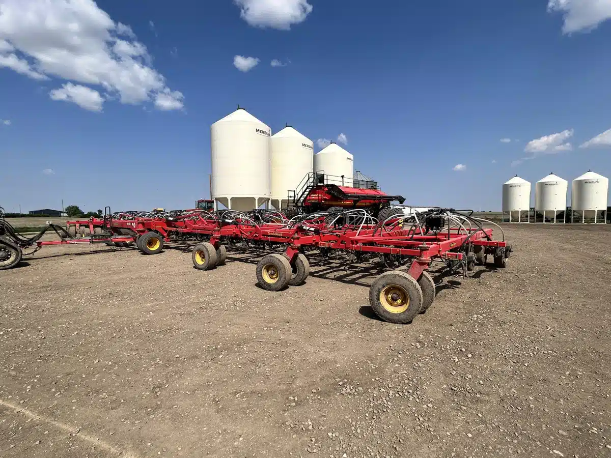 Gallery image 1 for Used 2021 Väderstad 8412 Air Drill