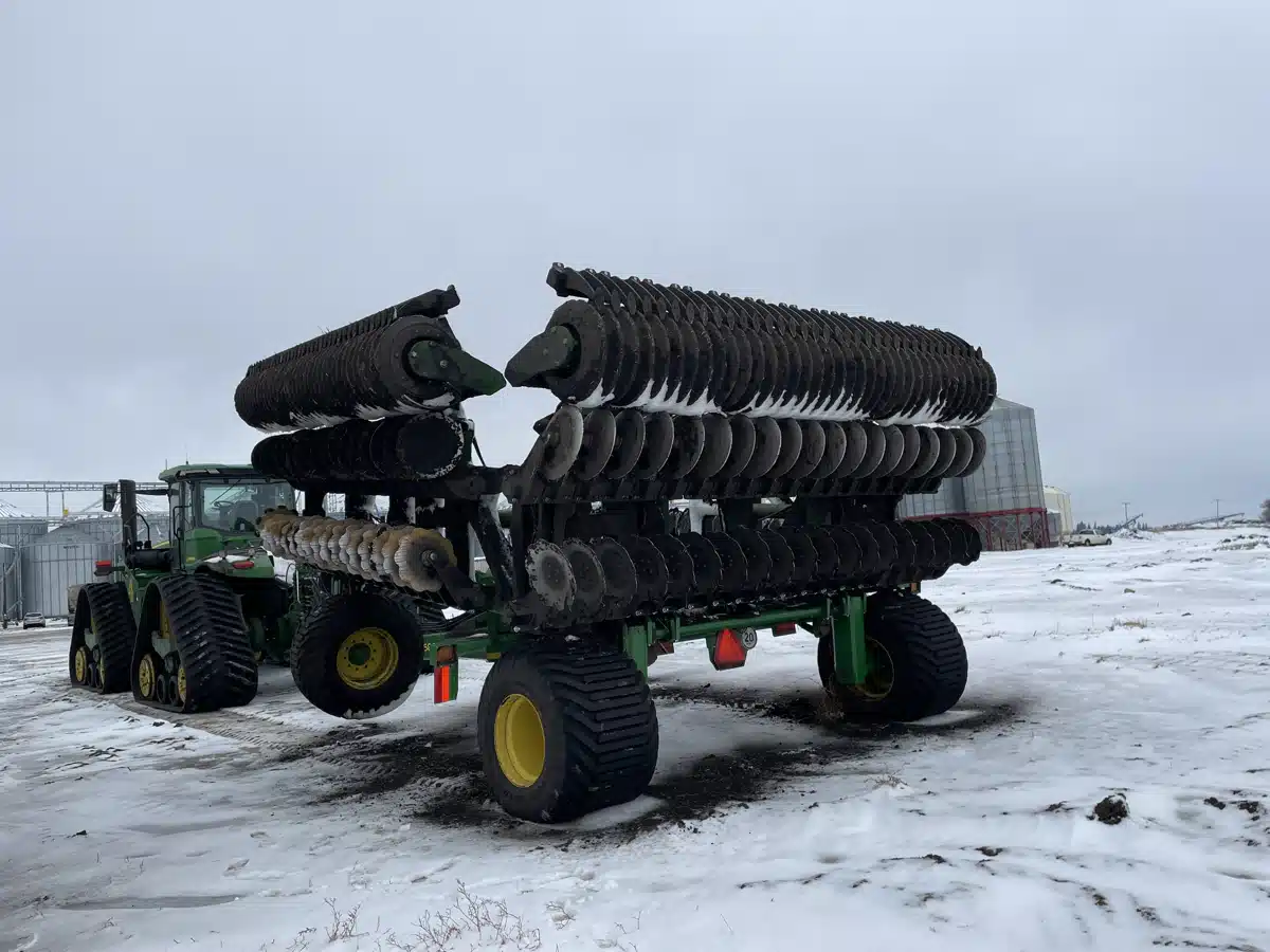 Gallery image 2 for Used 2024 John Deere 2680H Vertical Tillage