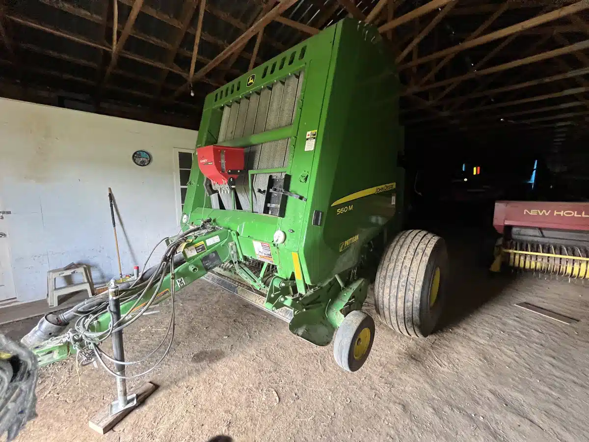 Gallery image 2 for Used 2022 John Deere 560M Round Baler