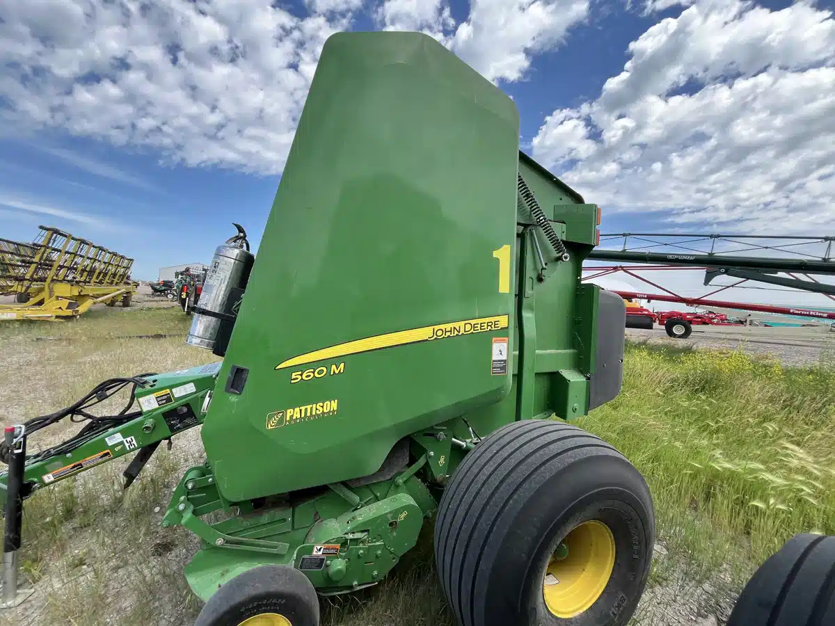 Gallery image 2 for Used 2023 John Deere 560M Round Baler