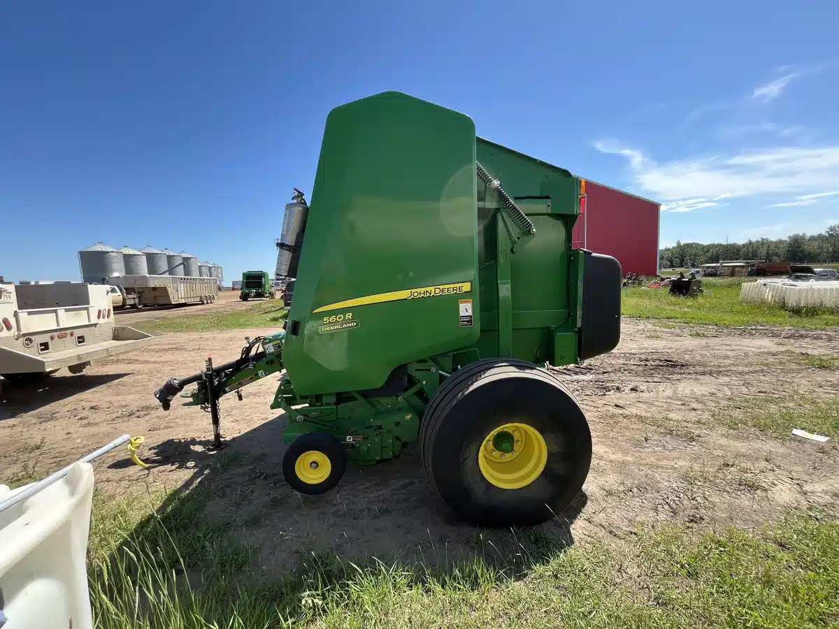 Gallery image 2 for Used 2021 John Deere 560R Round Baler