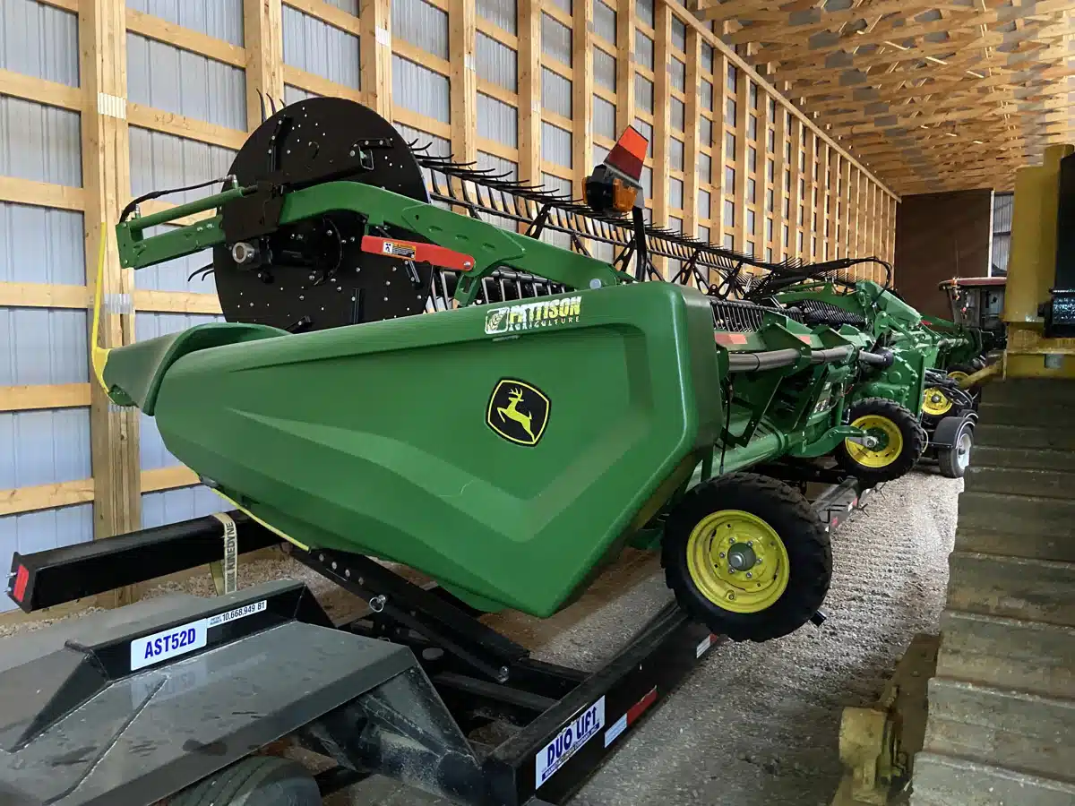 Gallery image 1 for Used 2022 John Deere HD50R Header Combine