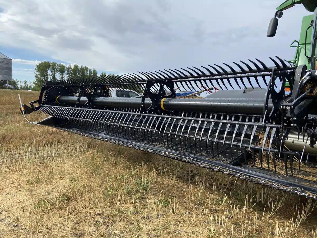 Gallery image 2 for Used 2022 MacDon FD75 Header - Flex Draper