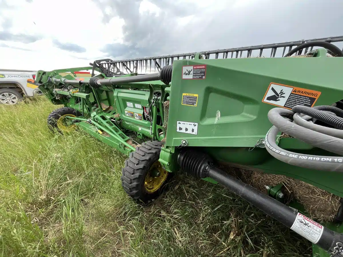 Gallery image 2 for Used 2023 John Deere HD45R Header Combine