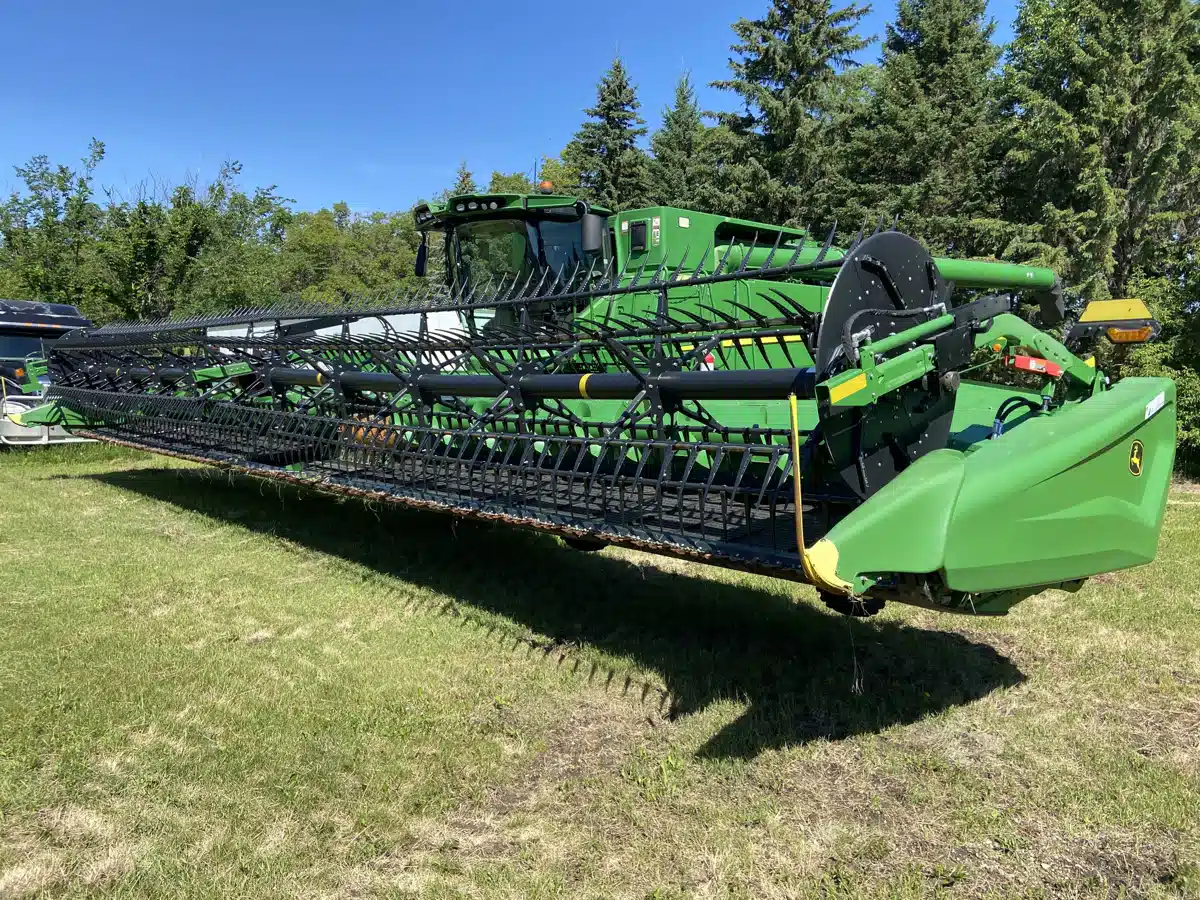 Gallery image 1 for Used 2023 John Deere HD45R Header Combine