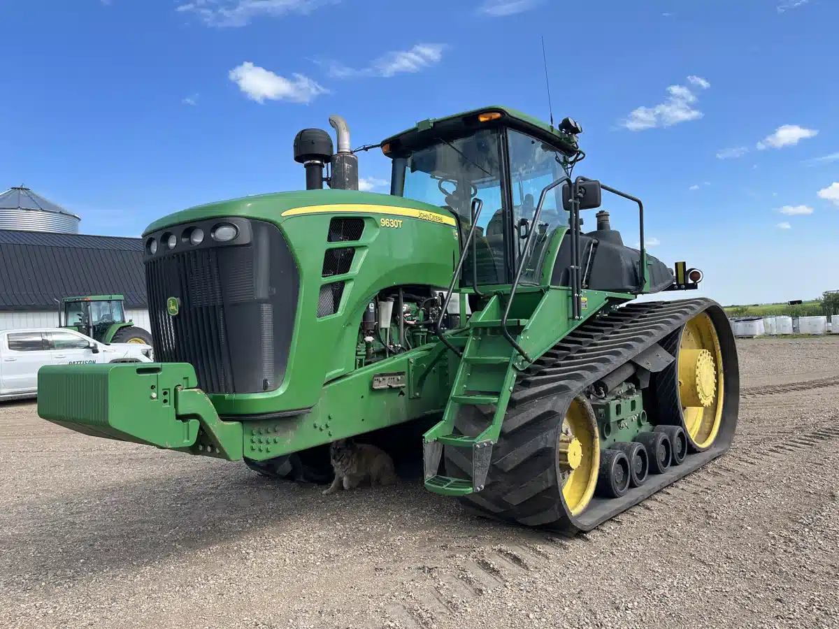 Gallery image 1 for Used 2011 John Deere 9630T Tractor
